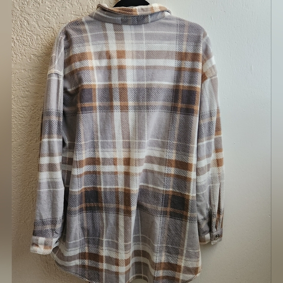 Maurices- Neutral Plaid Shacket - Picture 2 of 7